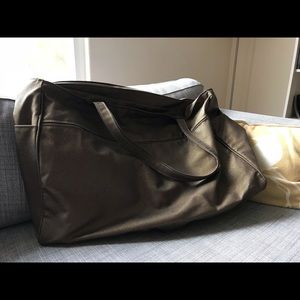Large travel bag